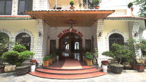 Không gian rộng rãi thoáng đãng tại nhà hàng Bốn mùa - khu nghỉ dưỡng cao nguyên Sapa