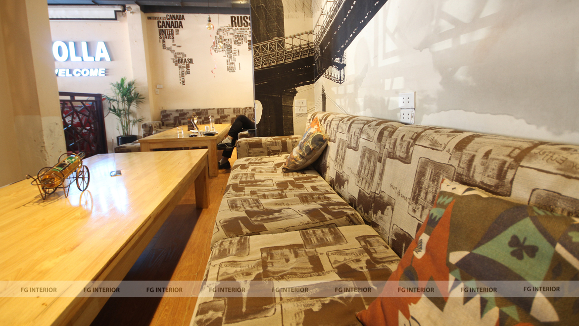 Holla cafe - Thong thả thưởng thức cafe và ngắm cảnh phố phường nhộn nhịp