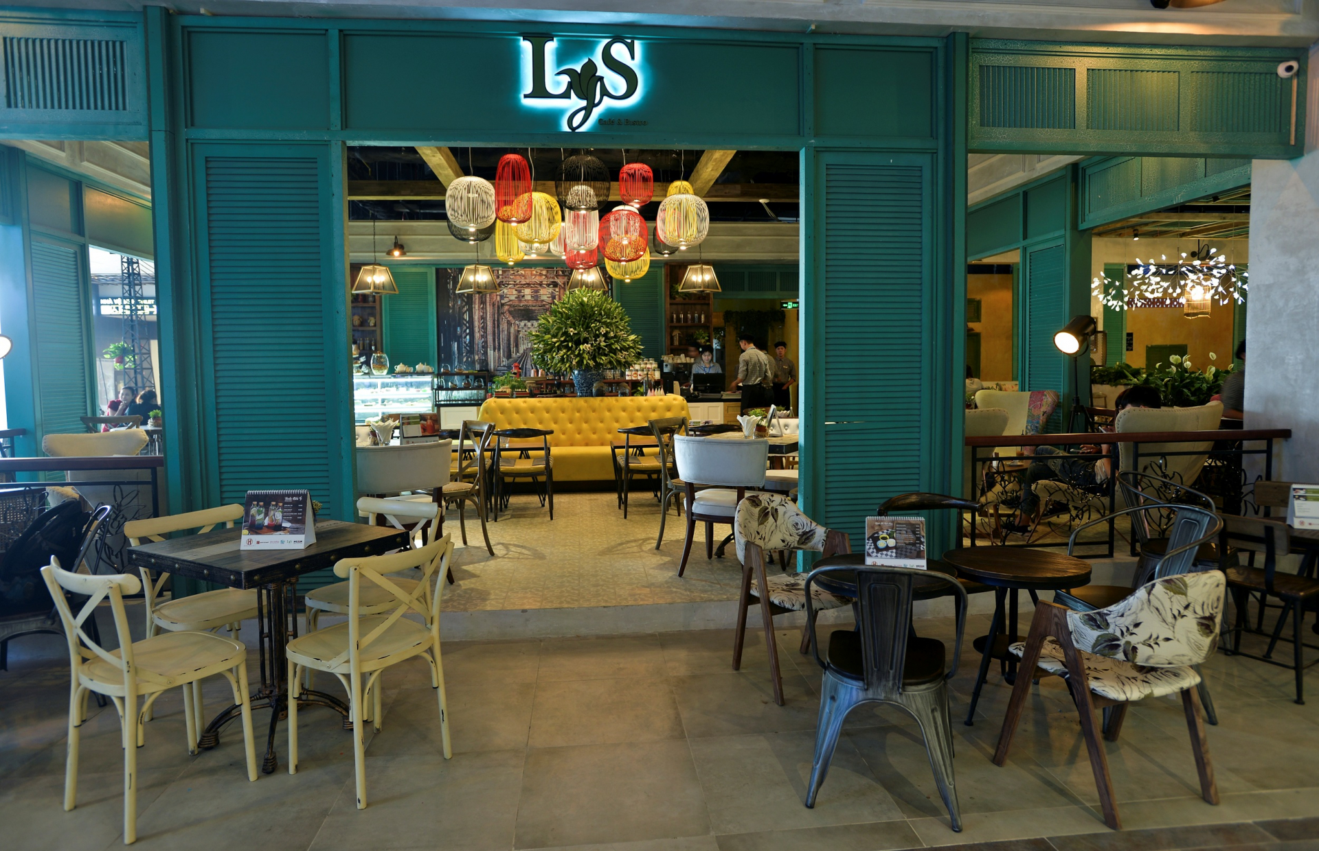 quan-cafe-dep-dong-khach-2