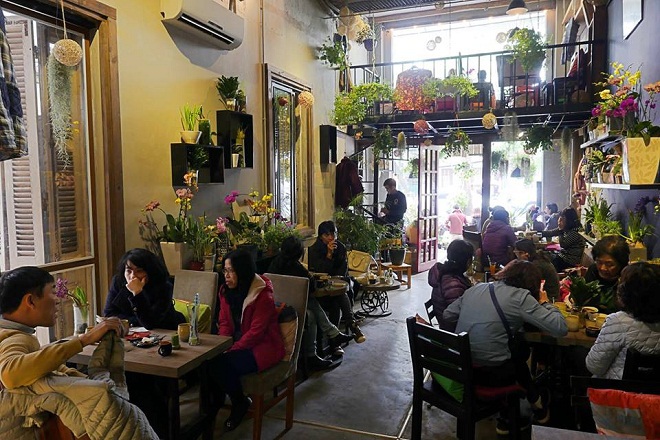 quan-cafe-xanh-hn-2